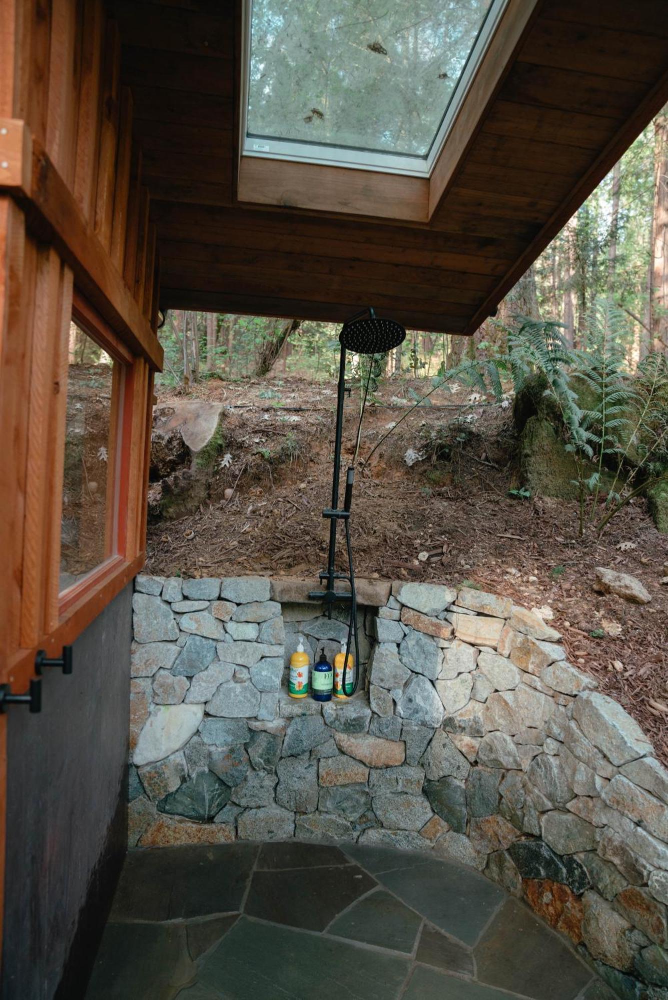 ホテル Magical Yurt In The Woods - 2 Miles From Town ネバダシティ エクステリア 写真